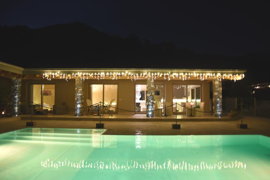 Agriturismo Le Fontane Sale Marasino Εξωτερικό φωτογραφία