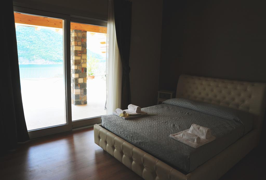 Agriturismo Le Fontane Sale Marasino Δωμάτιο φωτογραφία