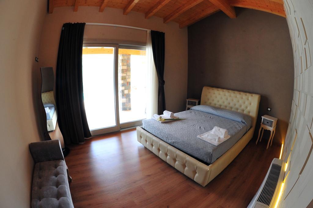 Agriturismo Le Fontane Sale Marasino Δωμάτιο φωτογραφία